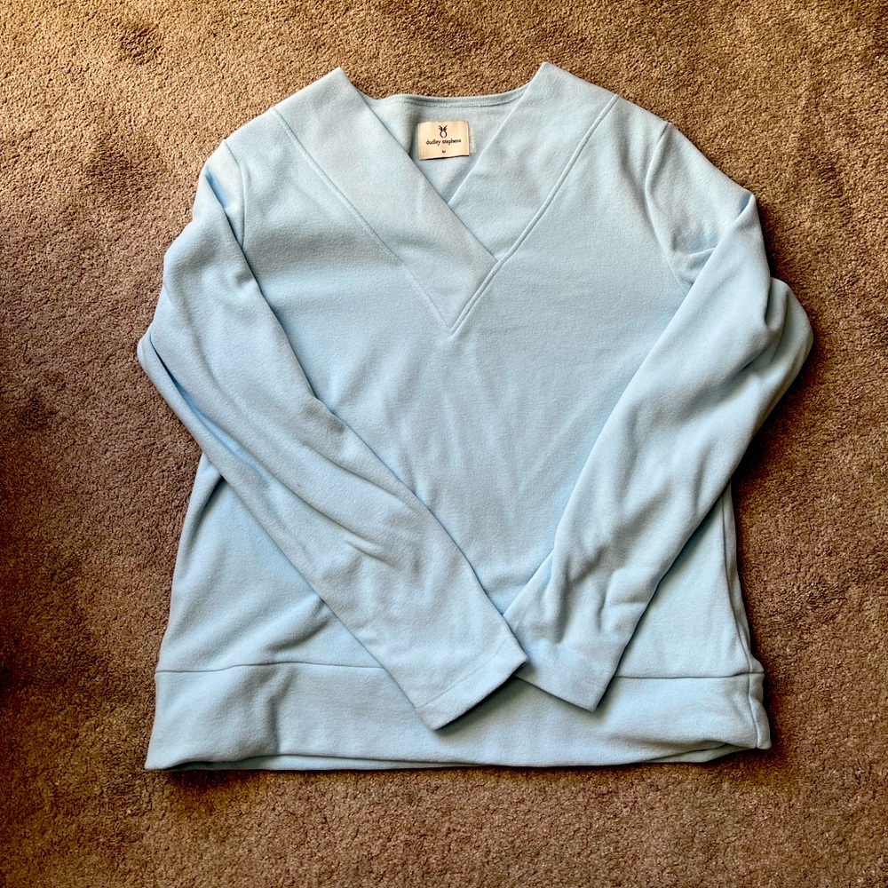 NWOT Dudley Stephens Valley V Neck Terry Fleece in Icing Blue Size Medium